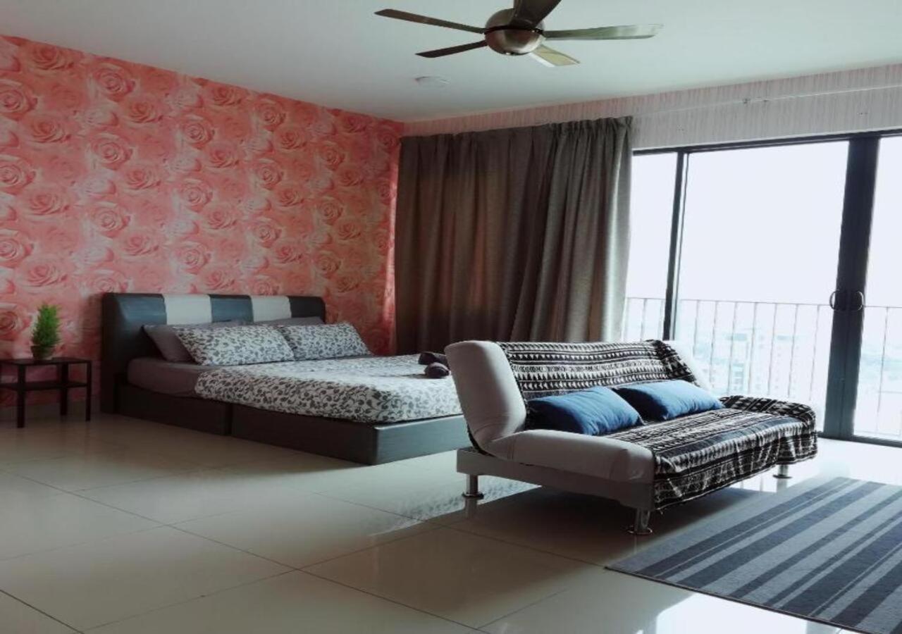 Peanut Butter Homestay #Trefoil Setia City Setia Alam Zewnętrze zdjęcie